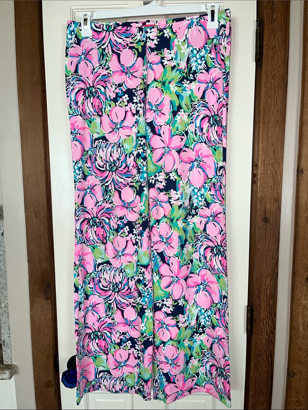Lilly Pulitzer Georgia Mae pants navy with Pink Floral Print.